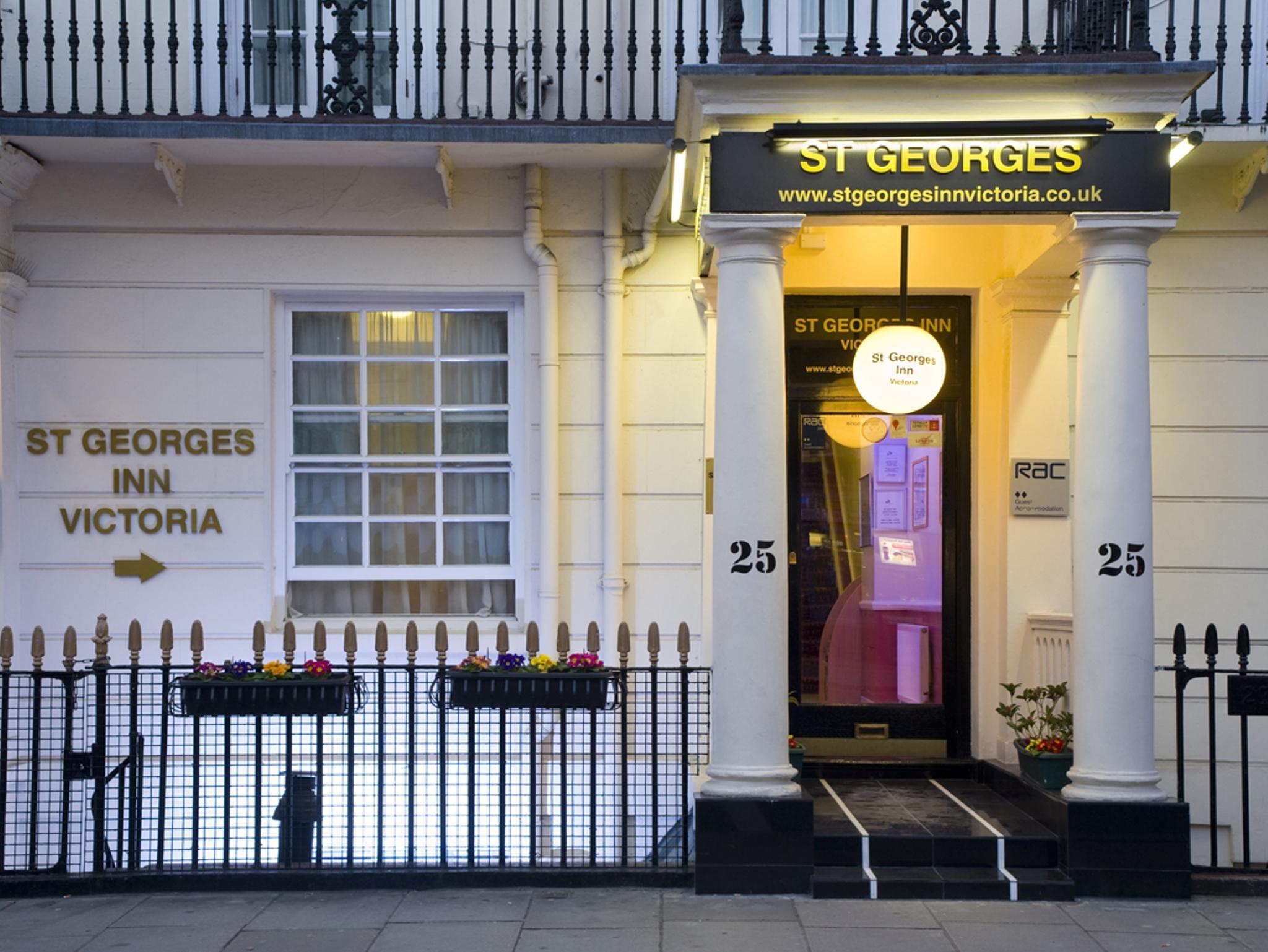 St George'S Inn Victoria London Exterior photo